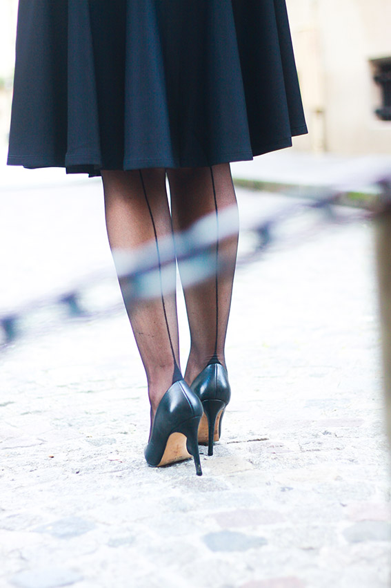 Talons aiguille style retro, collants couture. Blog mode Dollyjessy
