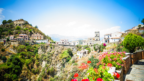Savoca, petit village de Sicile au sommet d'une montagne:Borgio Resort hôtel. Blog Lifestyle voyage Dollyjessy