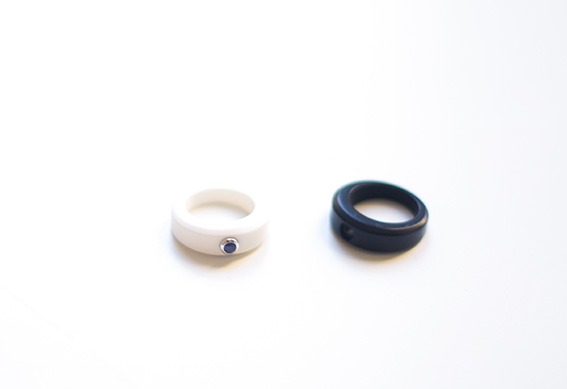 Bague Anarchik pierre précieuse anneaux en silicone interchangeables, bague avec saphir. Marque de bijoux originaux - blog mode lifestyle dollyjessy