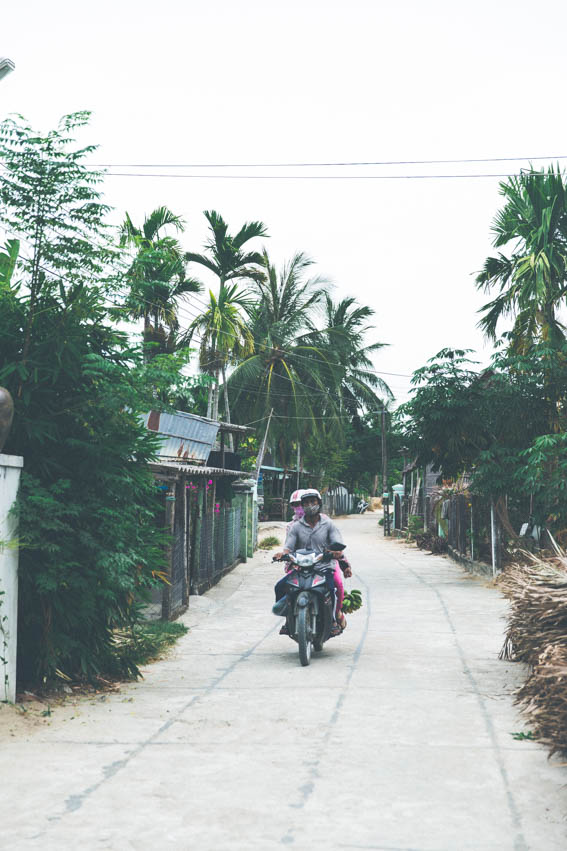 Scooter à Hoi An au Vietnam- motocycle Vietnam 