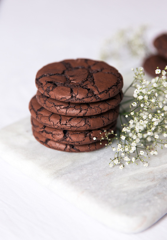 Recette cookies au chocolat moelleux ultra chocolatés facile et rapide 10 minutes - blog cuisine lifestyle dollyjessy Paris