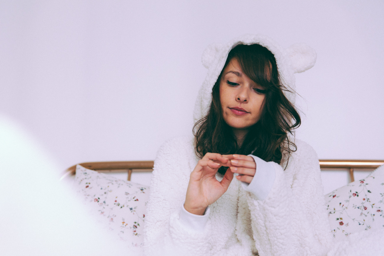 Blogueuse mode lifestyle société humeur - pyjama combinaison oreilles ours blanc cache cache - blog mode paris bonne année 2017
