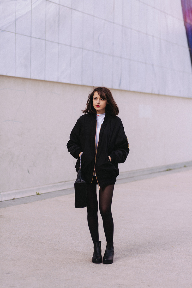 blogueuse mode Paris - comment porter la jupe tupe ? Comment porter le bombre loose - look féminin sportif décontracté blog mode lifestyle